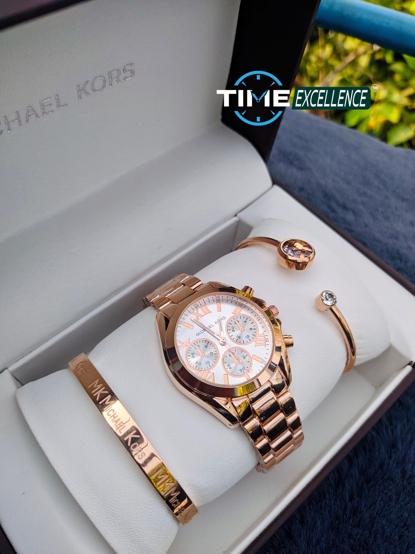 Michael Kors Ladies White Dail Rose Gold Combo Set Watch With Bracelet & Premium Box