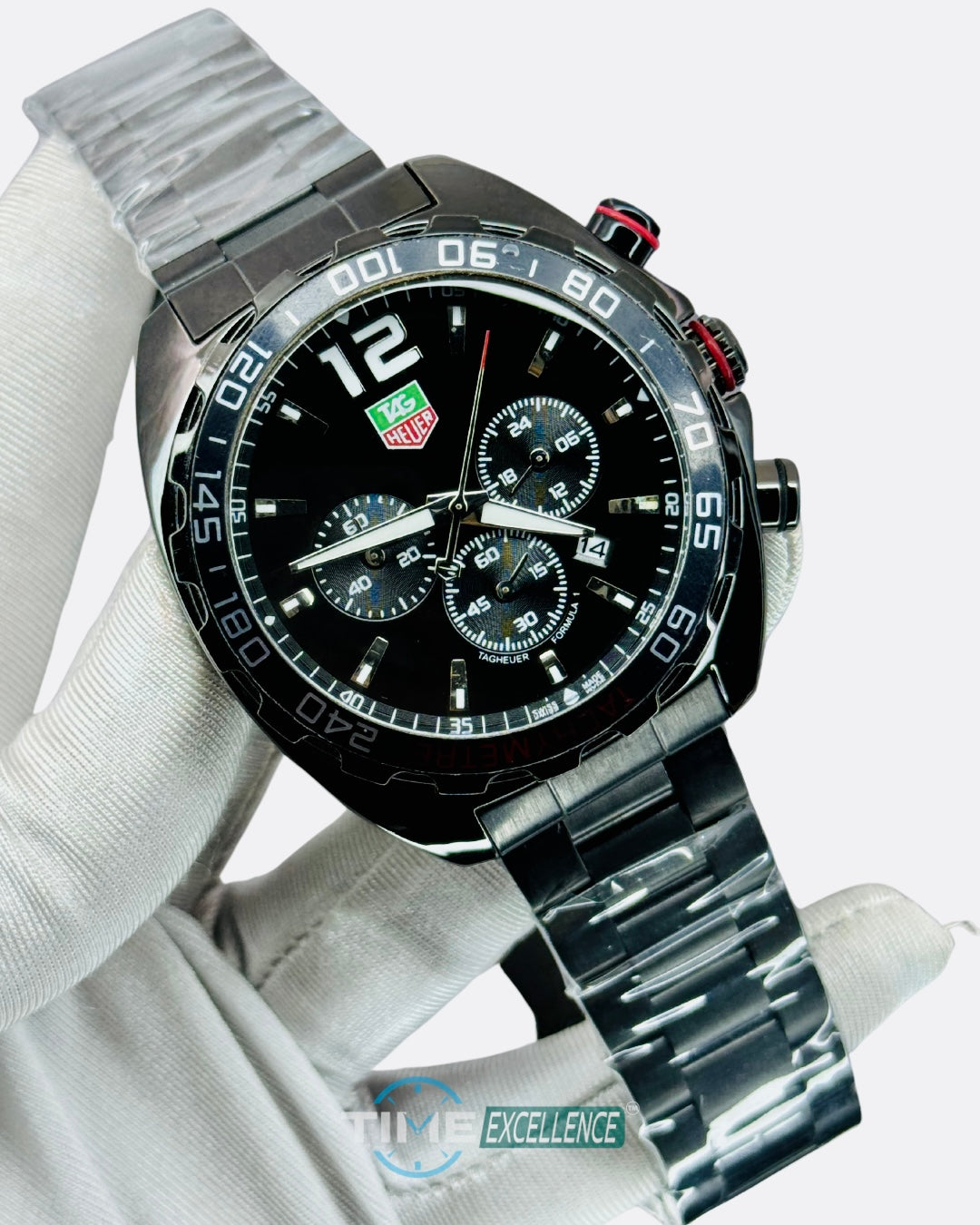 A Sporty TAG Heuer Carrera Chronograph Equipped with Rotating Bezel Reflects it AA Grade