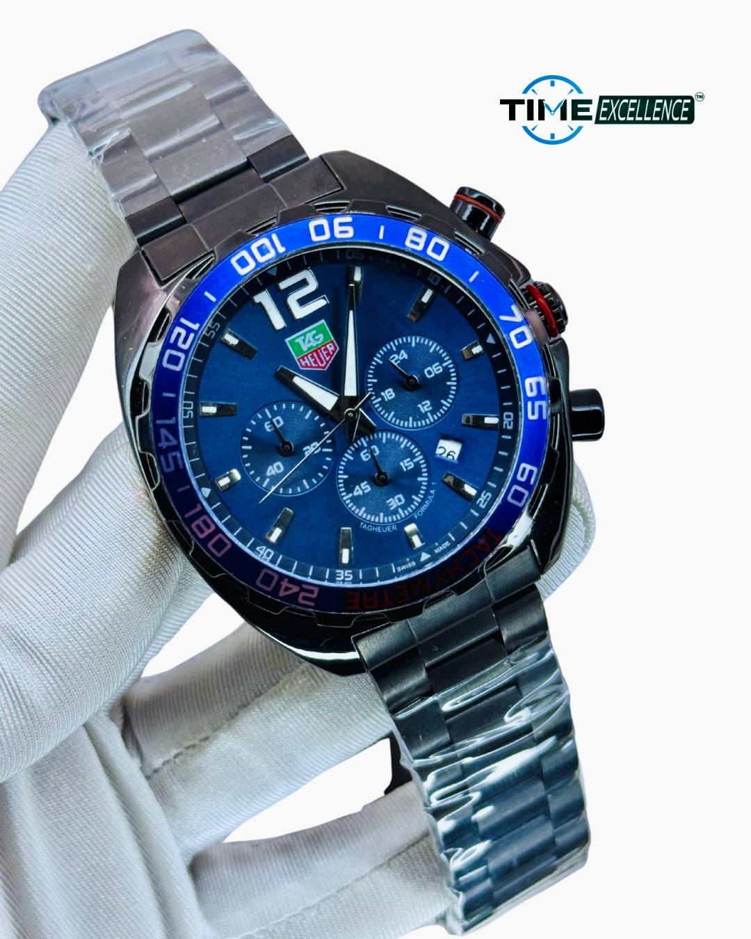 A Sporty TAG Heuer Carrera Chronograph Equipped with Rotating Bezel Reflects it AA Grade