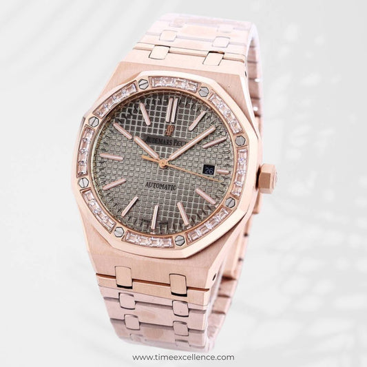 Audemars Piguet Royal Oak Master grade Rose gold colored 37 mm